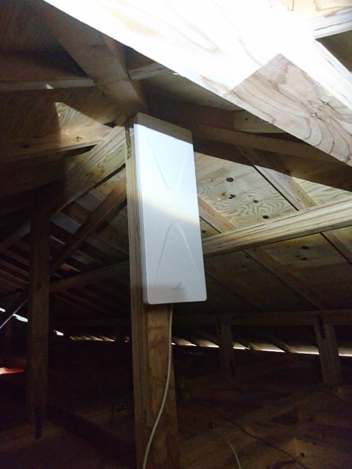 屋根裏設置特集 テレビのアンテナ工事ならライフテックス