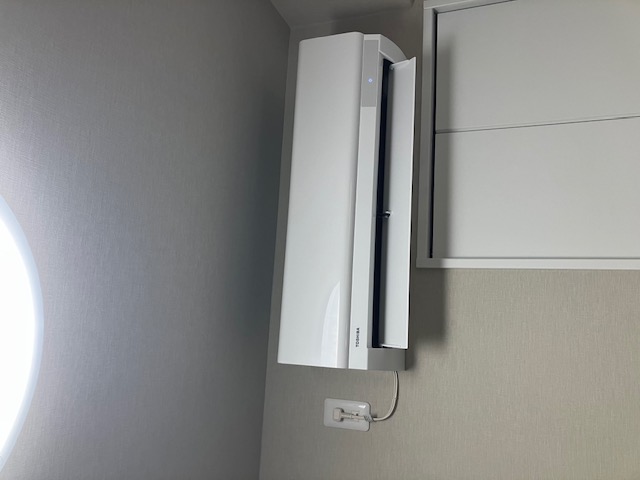 突き出し金具設置