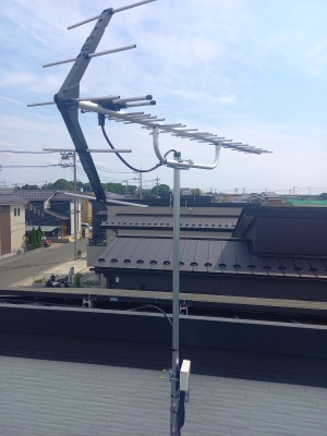 半田市にてテレビアンテナ工事