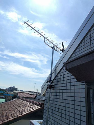 横浜市神奈川区六角橋にてテレビアンテナ工事