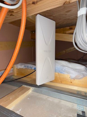 屋根裏デザインアンテナ